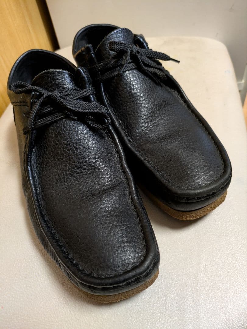 黒 レザー 靴　クラークスClarks