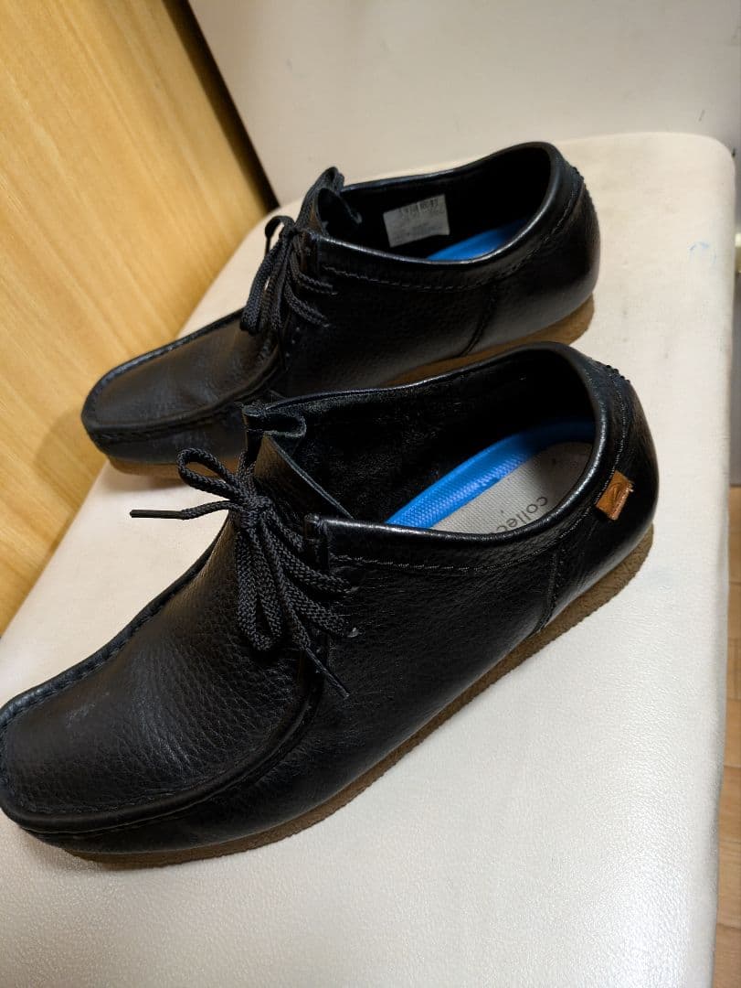黒 レザー 靴　クラークスClarks