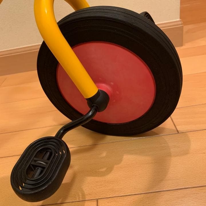 ウインザー　ボーネルンド　丸ハンドル三輪車　黄色