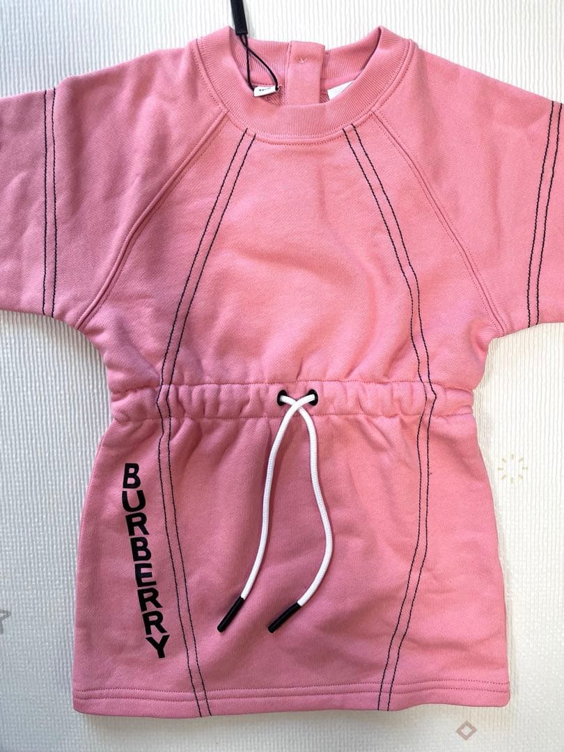 【新品 未使用】BURBERRY ピンクワンピース