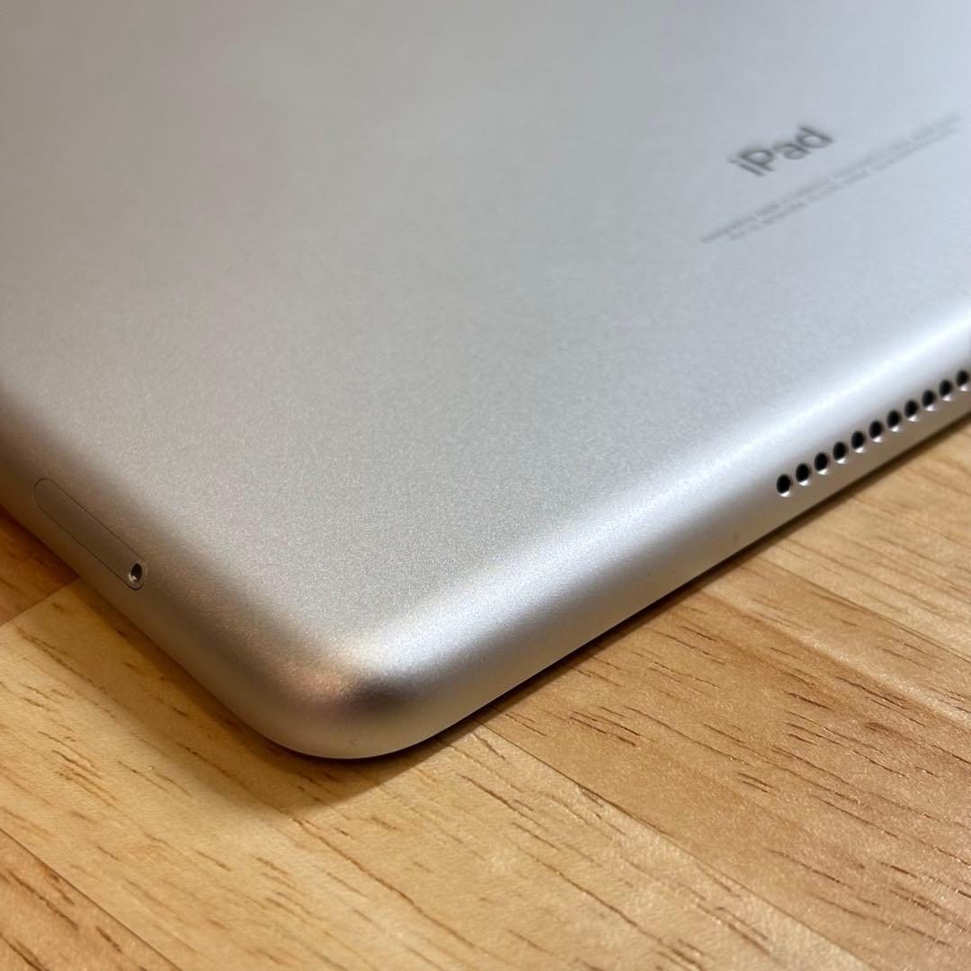 iPad 第6世代 32GB SIMフリー バッテリー最大量95%
