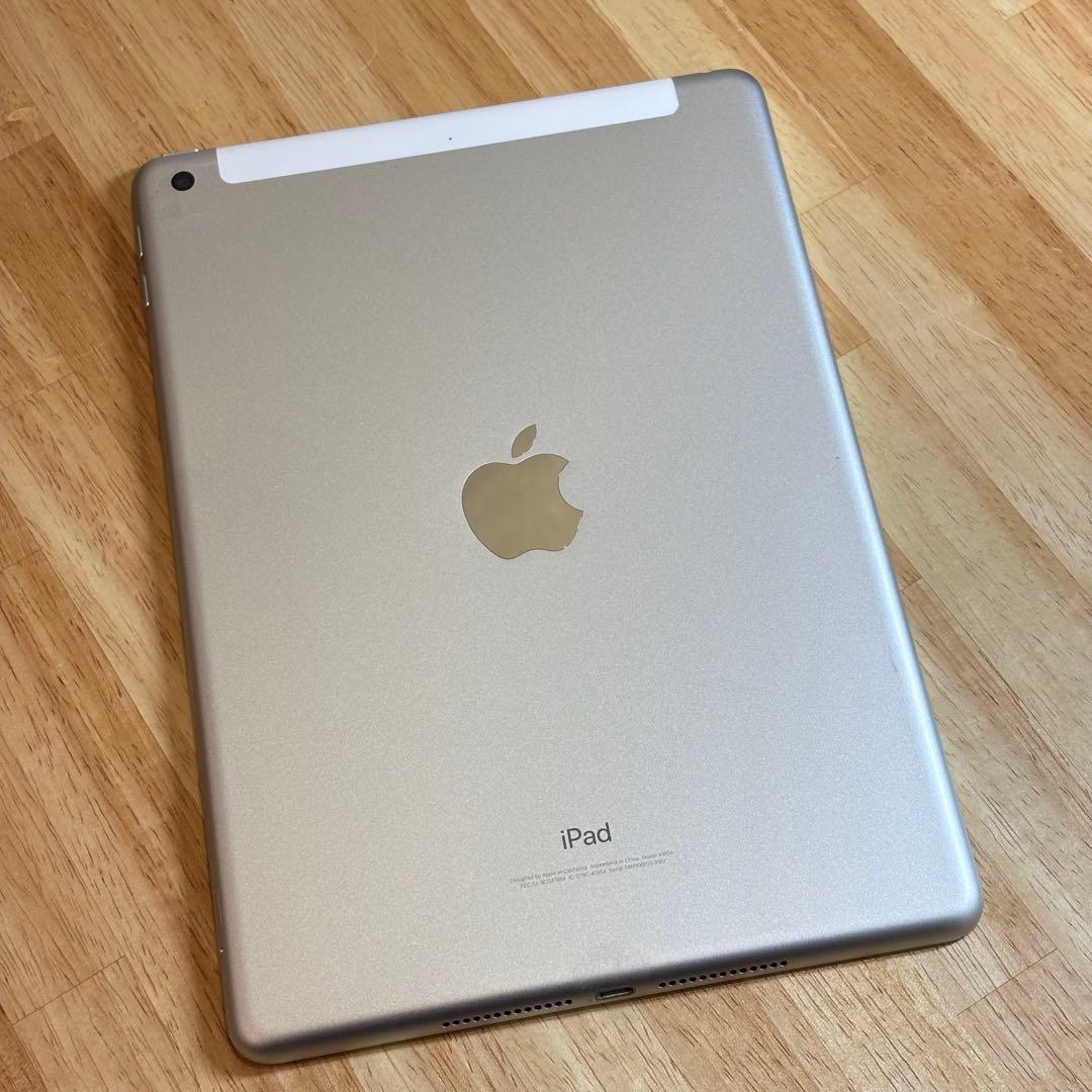 iPad 第6世代 32GB SIMフリー バッテリー最大量95%