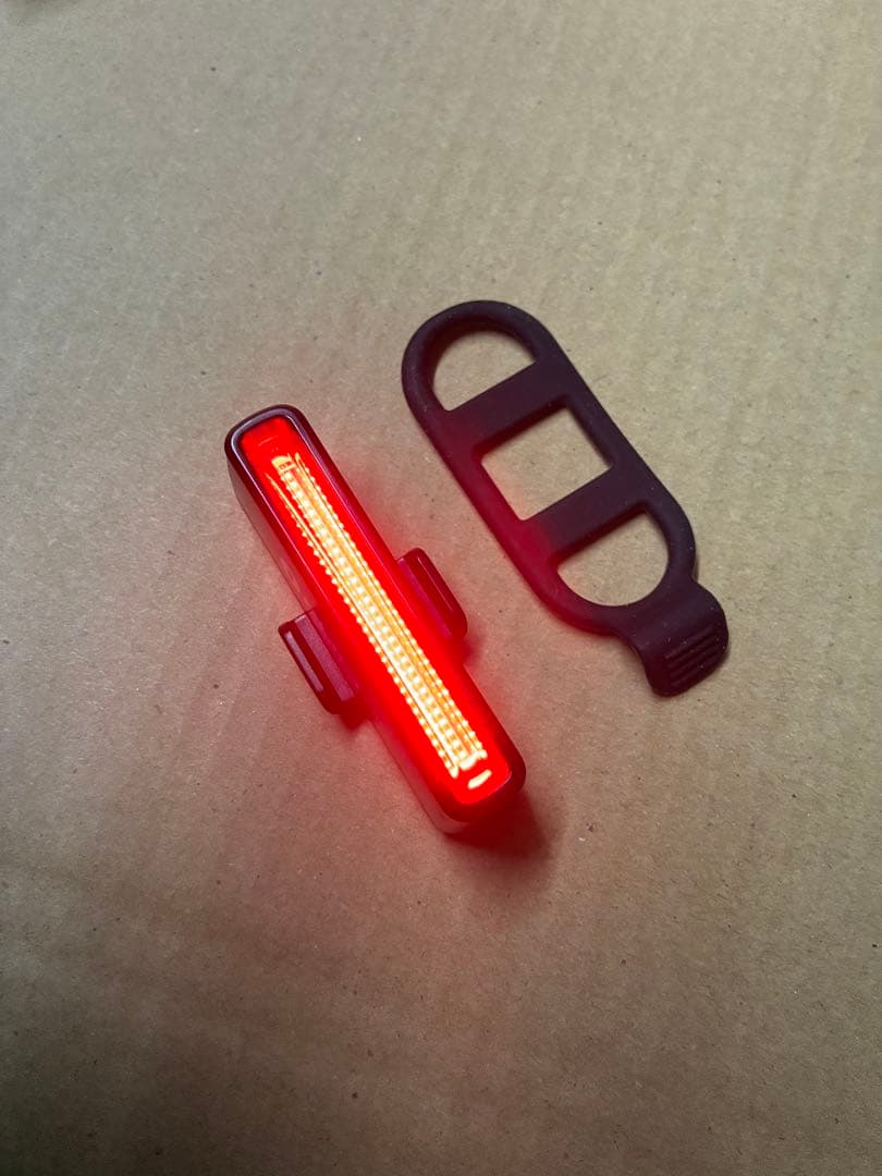 Olight RN1500 SEEMEE 30 C フロントライトリアライト