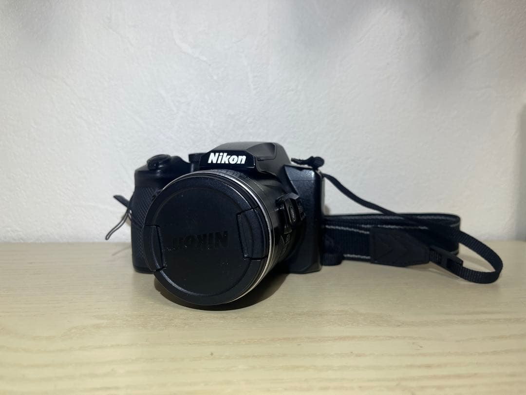 Nikon coolpixB600デジタルカメラ 広角レンズ付き