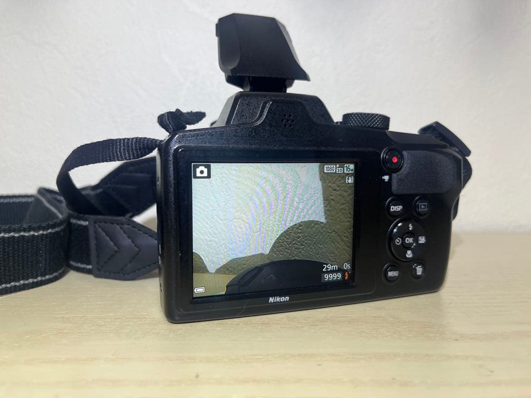 Nikon coolpixB600デジタルカメラ 広角レンズ付き