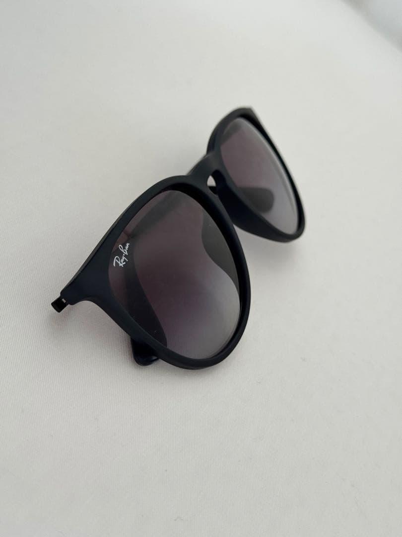 小物 Ray-Ban RB4171F ERIKA