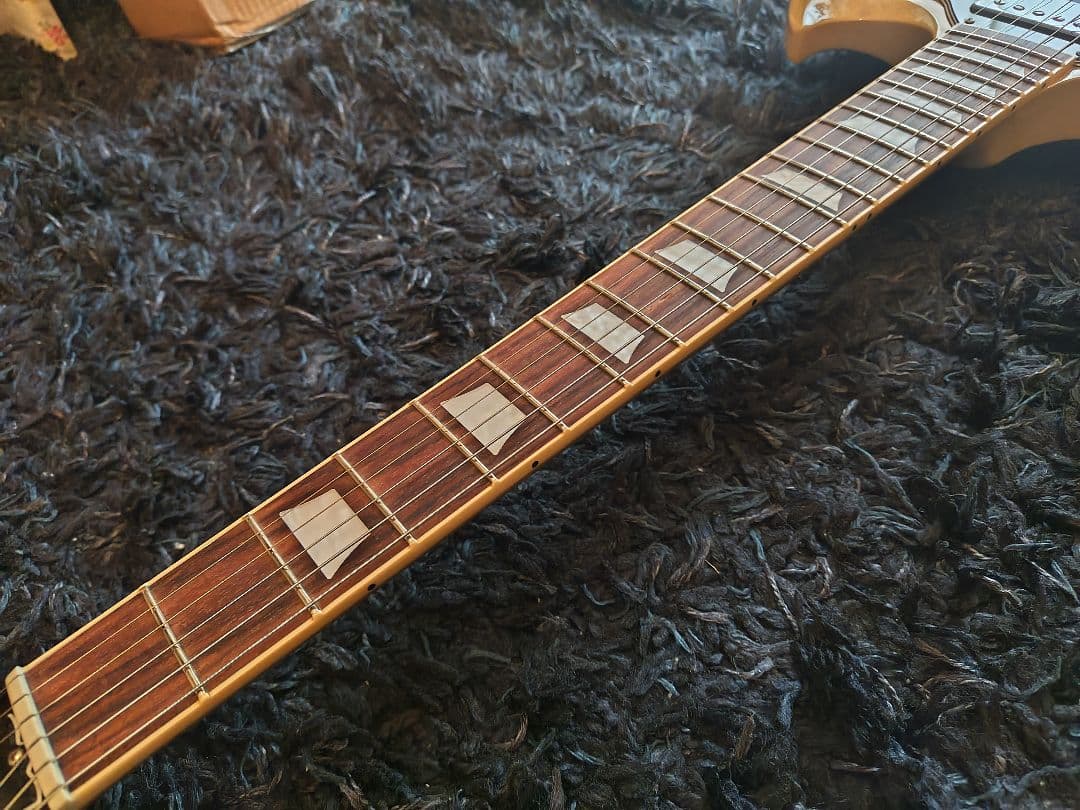 ギター gibson sg standard tv yellow