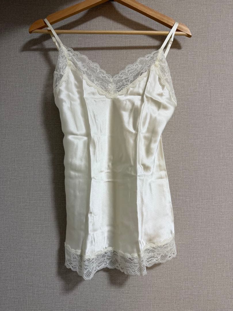 intimissimi シルク キャミソール　伊原葵