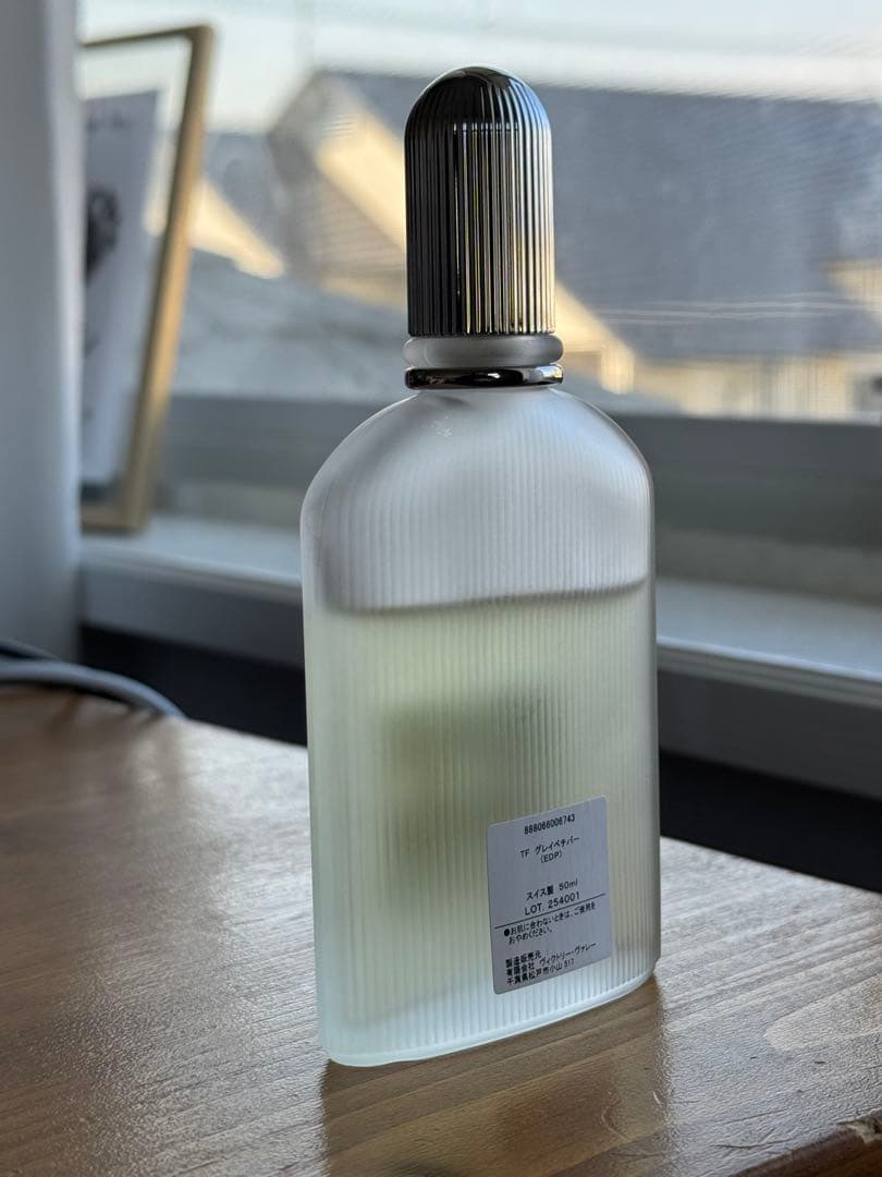 香水(男性用) TOM FORD GREY VETIVER 50ml
