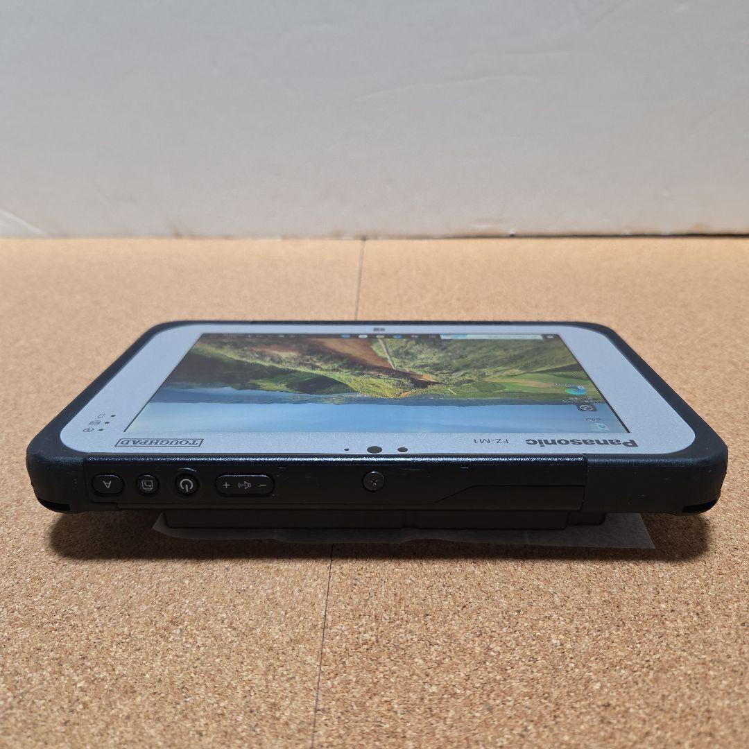 Windowsタブレット本体 Panasonic FZ-M1FQ43XVJ TOUGHPAD