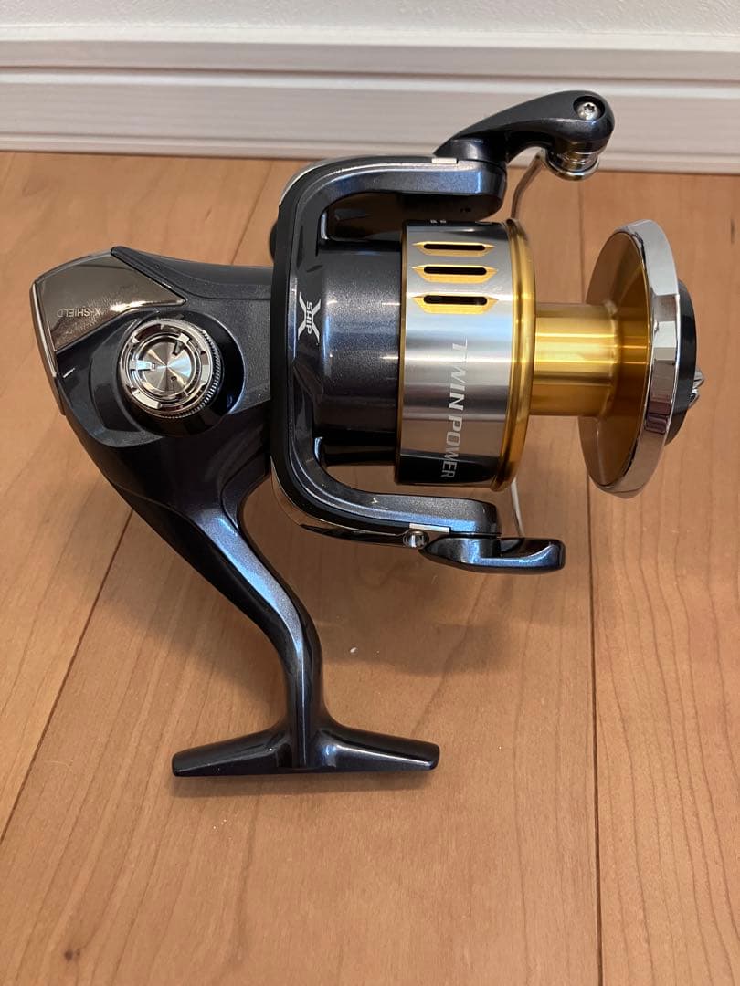 シマノ15 TWIN POWER SW14000XG スピニングリール