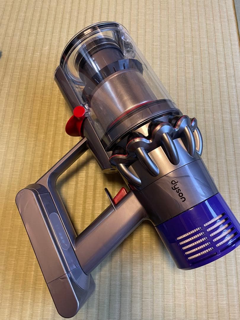 寛人　dyson 掃除機　ダイソン　sv12 美品動作品　フィルター新品