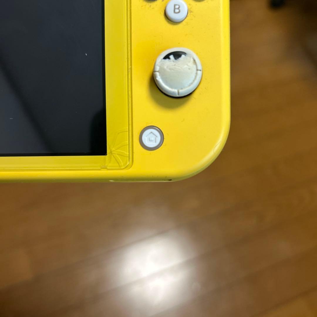 Nintendo Switch Nintendo Switch right