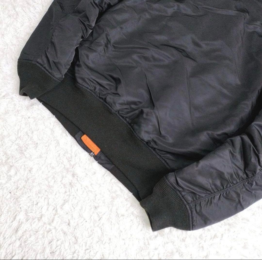 ALPHA INDUSTRIES MA-1 ブラックジャケット