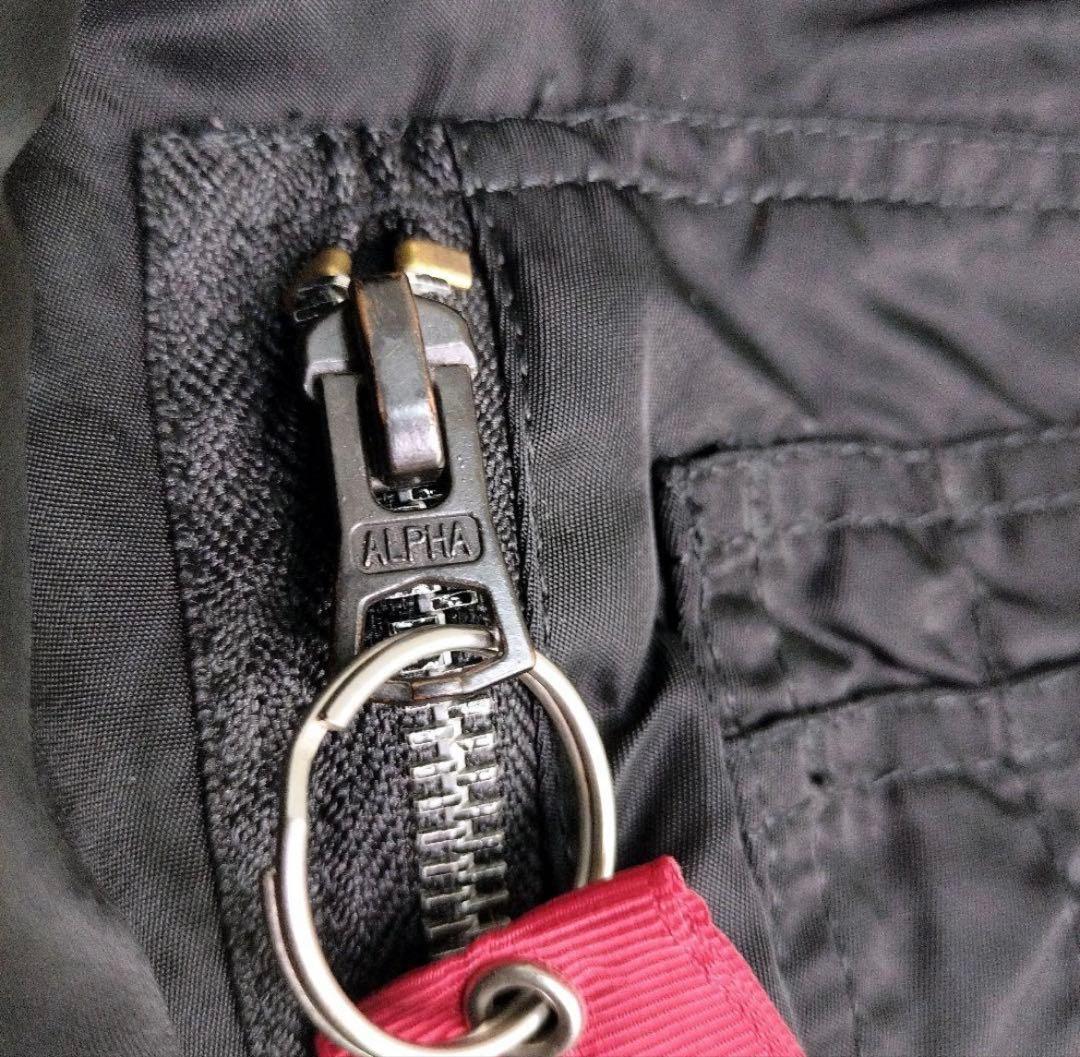ALPHA INDUSTRIES MA-1 ブラックジャケット