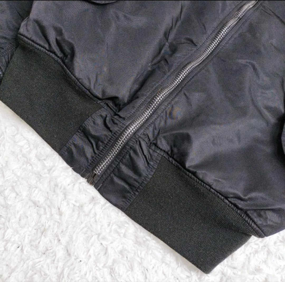 ALPHA INDUSTRIES MA-1 ブラックジャケット