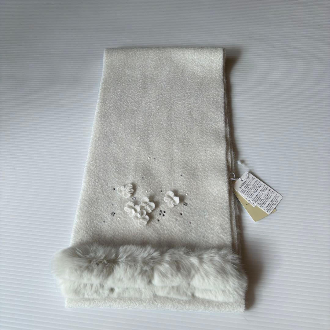 新品未使用カシミヤウール ファー付きプチマフラー　ANTEPRIMA