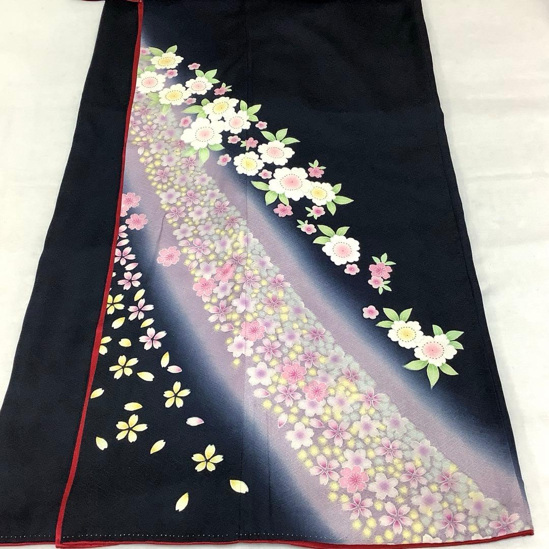 【惣次郎】お買得！人気の黒地！正絹振袖〜黒地に桜〜