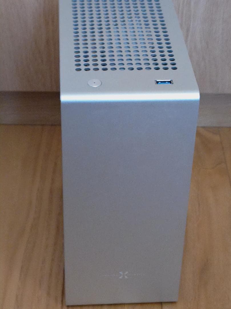 Braveman A1 ZZAW Mini-ITX向け フルアルミPCケース