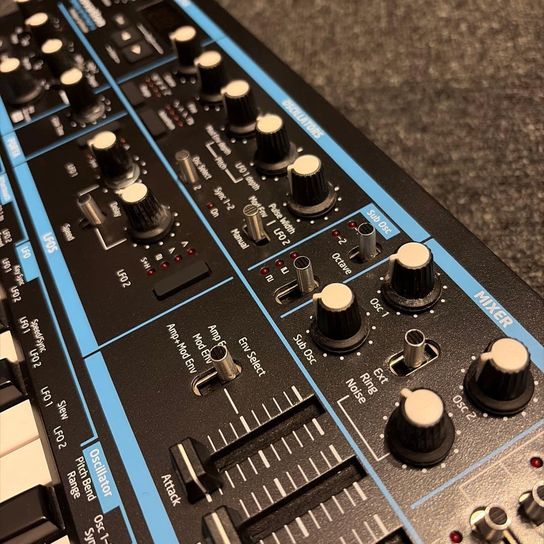 Novation Bass Station II【自宅使用のみ／非喫煙】