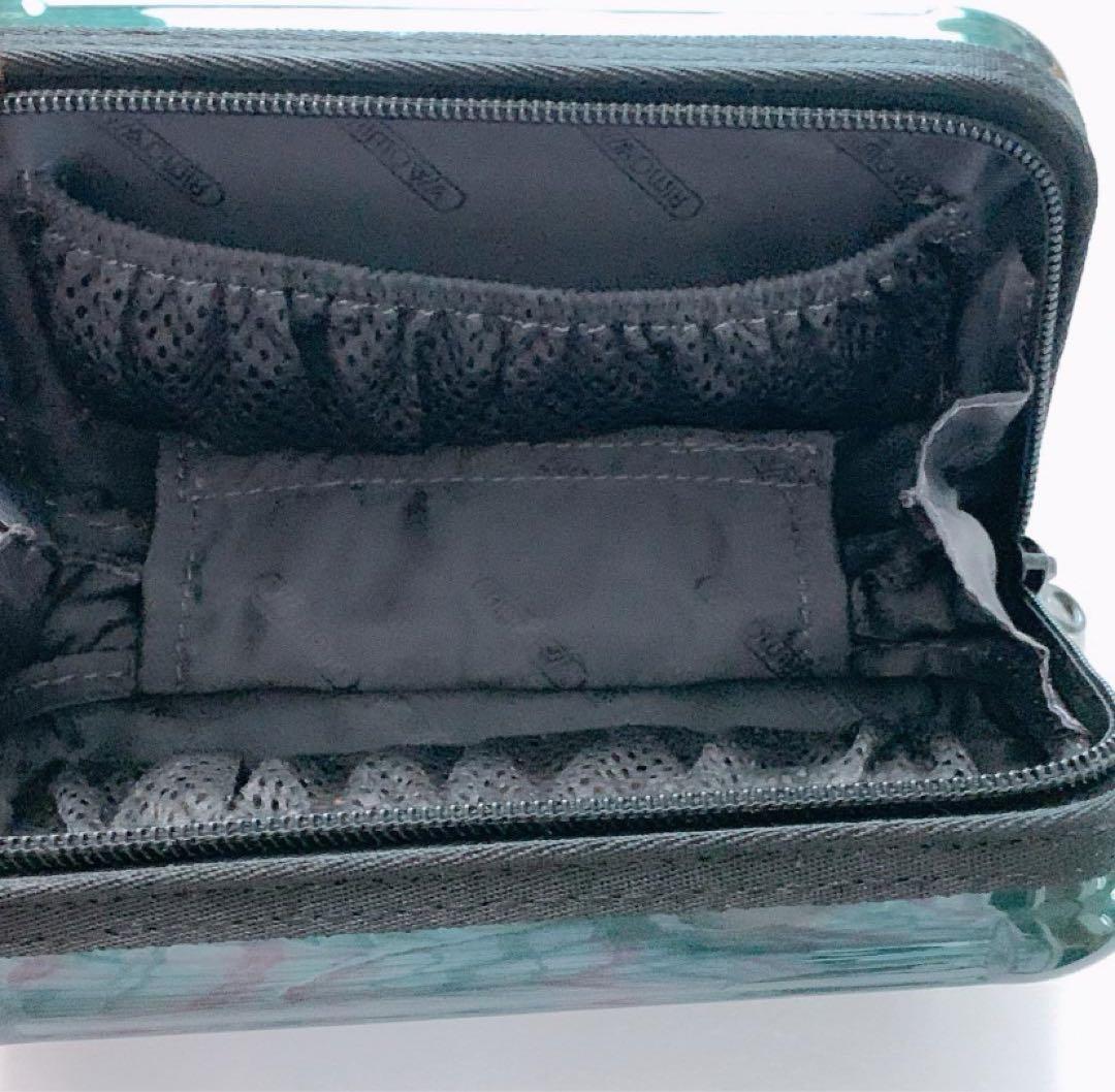 新品エバー航空 ファーストクラスアメニティ リモワポーチグリーン RIMOWA