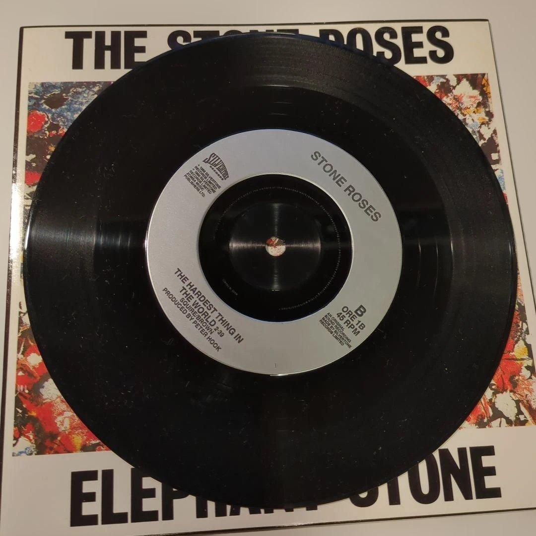 THE　STONE　ROSES