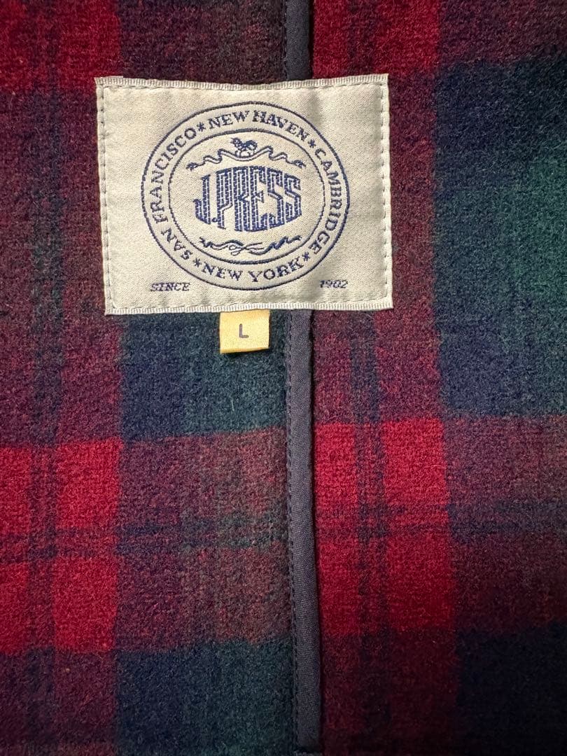 J.PRESS製ダッフルコート、ネイビー厚手メルトンチェック柄裏地付きサイズL。