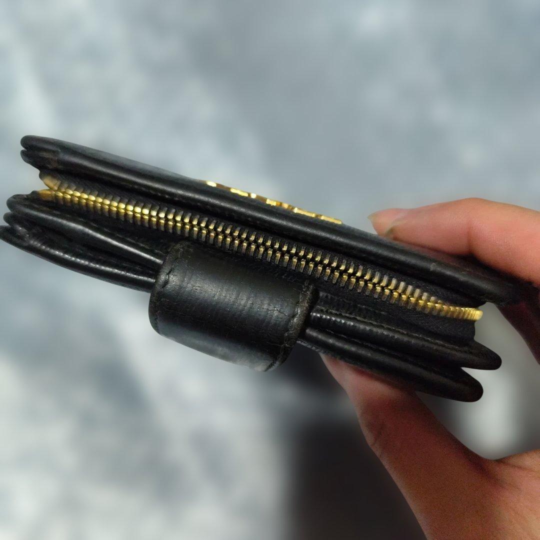 R*I様 PRADA 二つ折り財布 レザー