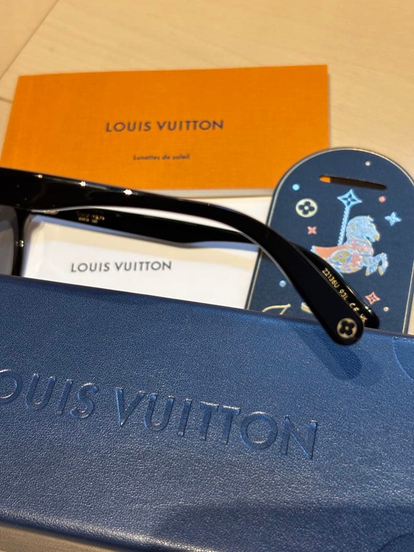 新品LOUIS VUITTON 黒色サングラス・マイ モノグラム レクタングル