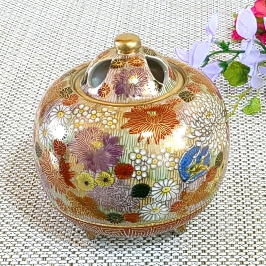九谷焼　香炉　金彩花詰　志保作　未使用美品✨️
