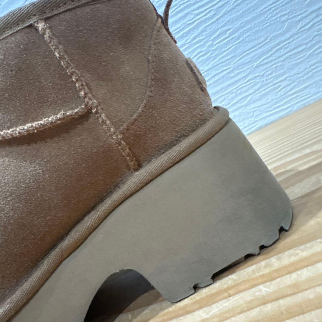 UGG アグ　厚底プラットフォーム　ムートンブーツ