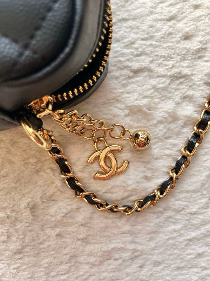 CHANEL キルティングチェーン ショルダーバッグミニ ノベルティ