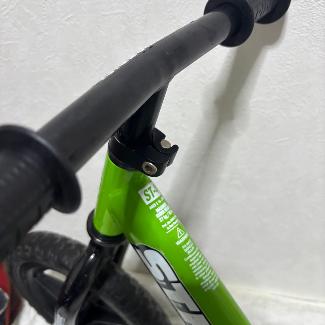 希少限定品　STRIDER ストライダー ST-4 グリーン　送料込み