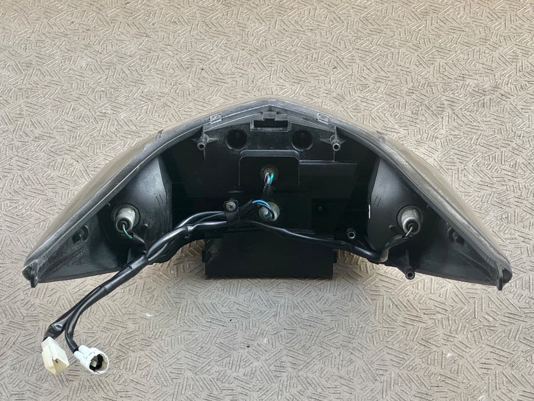 シグナスX 2型 台湾五期 純正 LED テールランプ ASSY ユニット