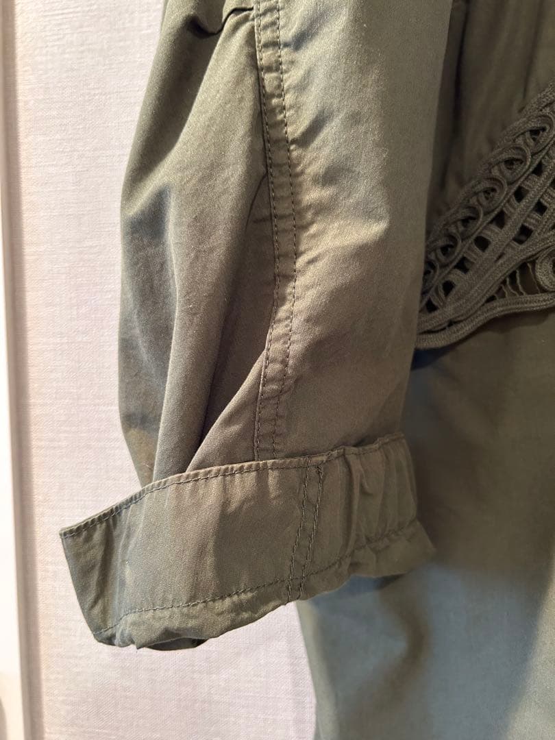 マメ　Cording Embroidered Military Coat
