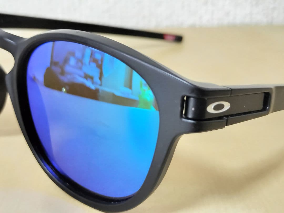 状態良好 レンズ新品 LATCH OAKLEY