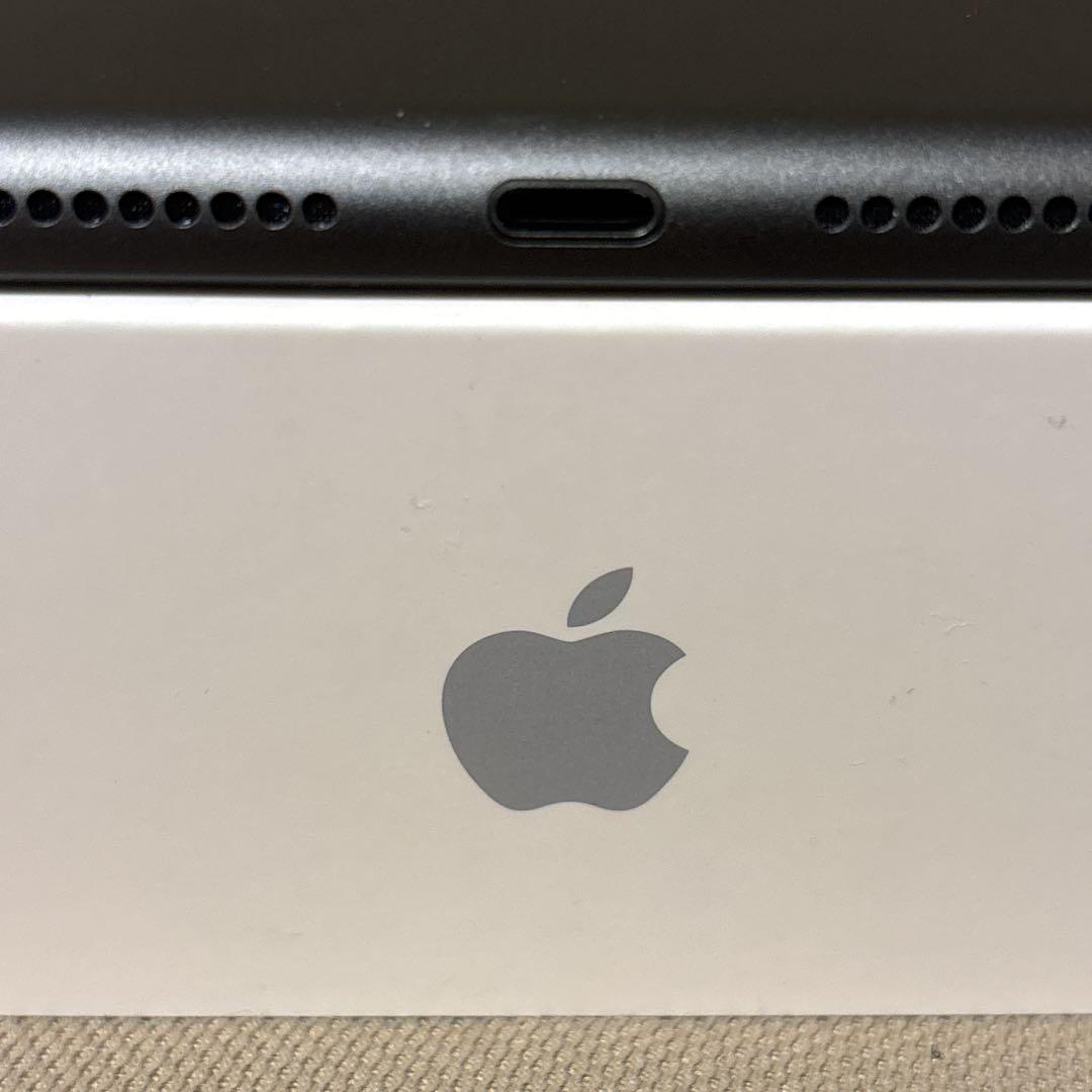 iPad第7世代128GBWi-Fiバッテリー80%希少iOS14付属品未使用