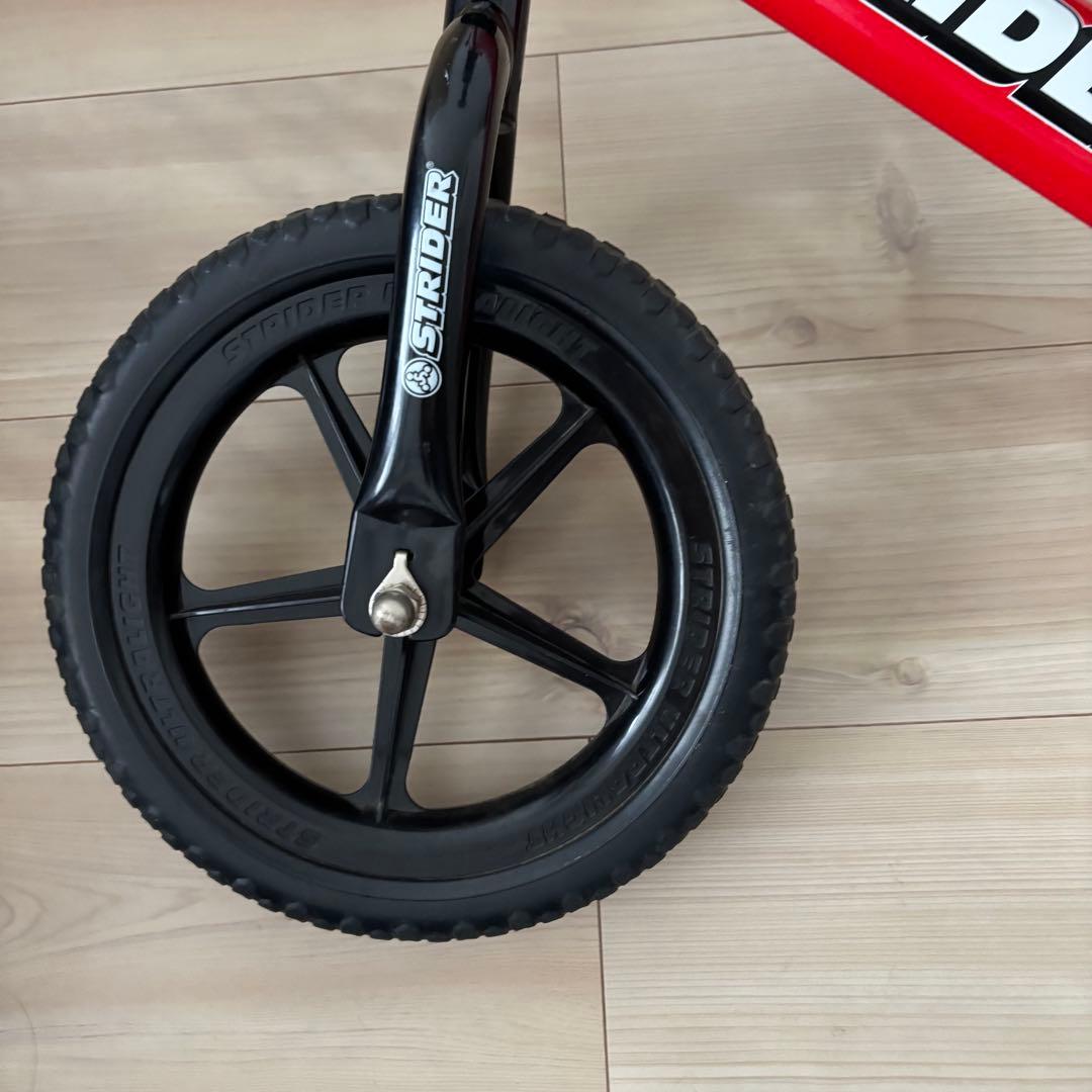 STRIDER スポーツ バランスバイク 赤 12インチ