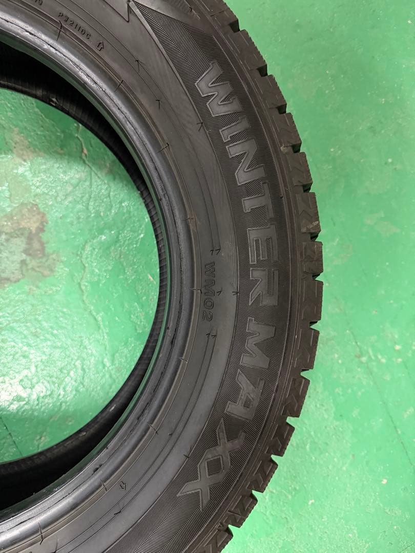 MO4 ダンロップ　ウィンターマックス02　WM02　195/65R15