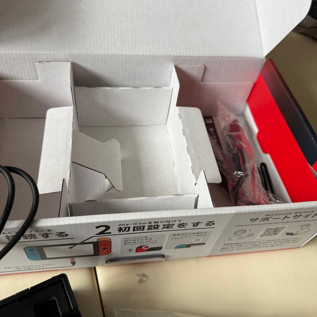 バ*ー様 美品　Nintendo Switch 本体
