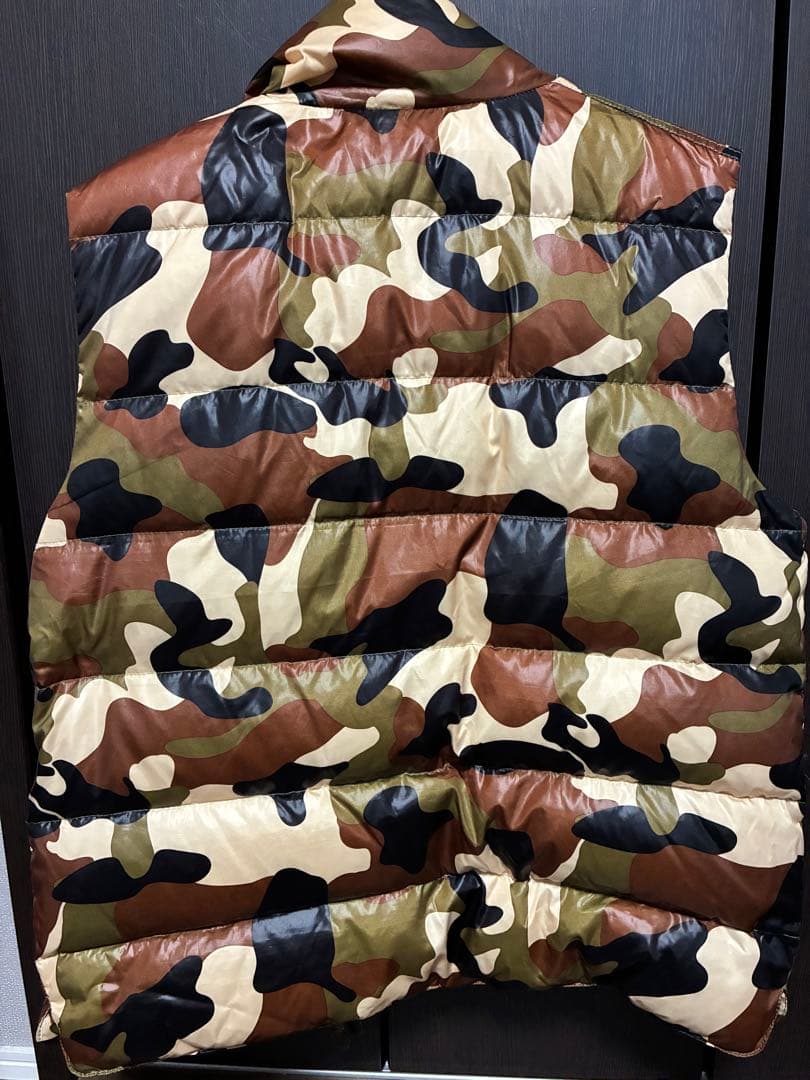 MONCLER モンクレール　迷彩ダウンベスト