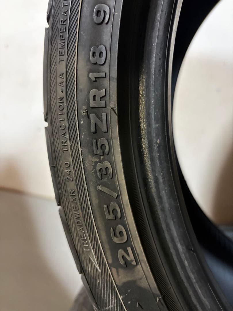 ぷ*ょ様 FEDERAL 265/35ZR18 サマータイヤ 4本セット