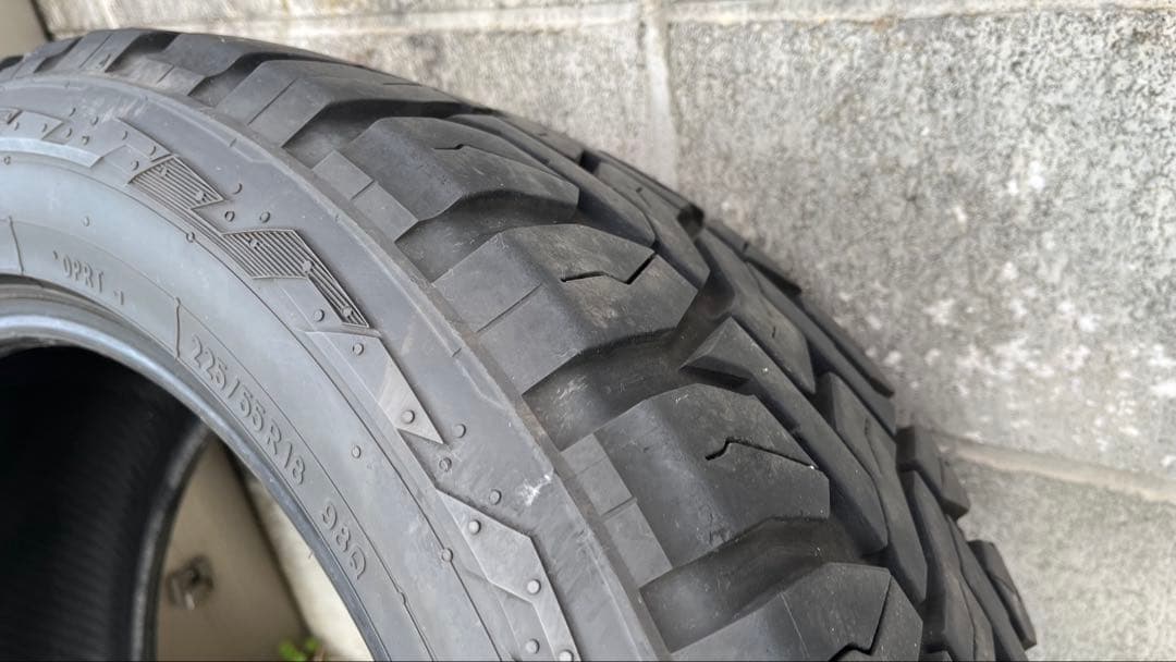 ②TOYO OPEN COUNTRY R/T 225/55R18 2本セット