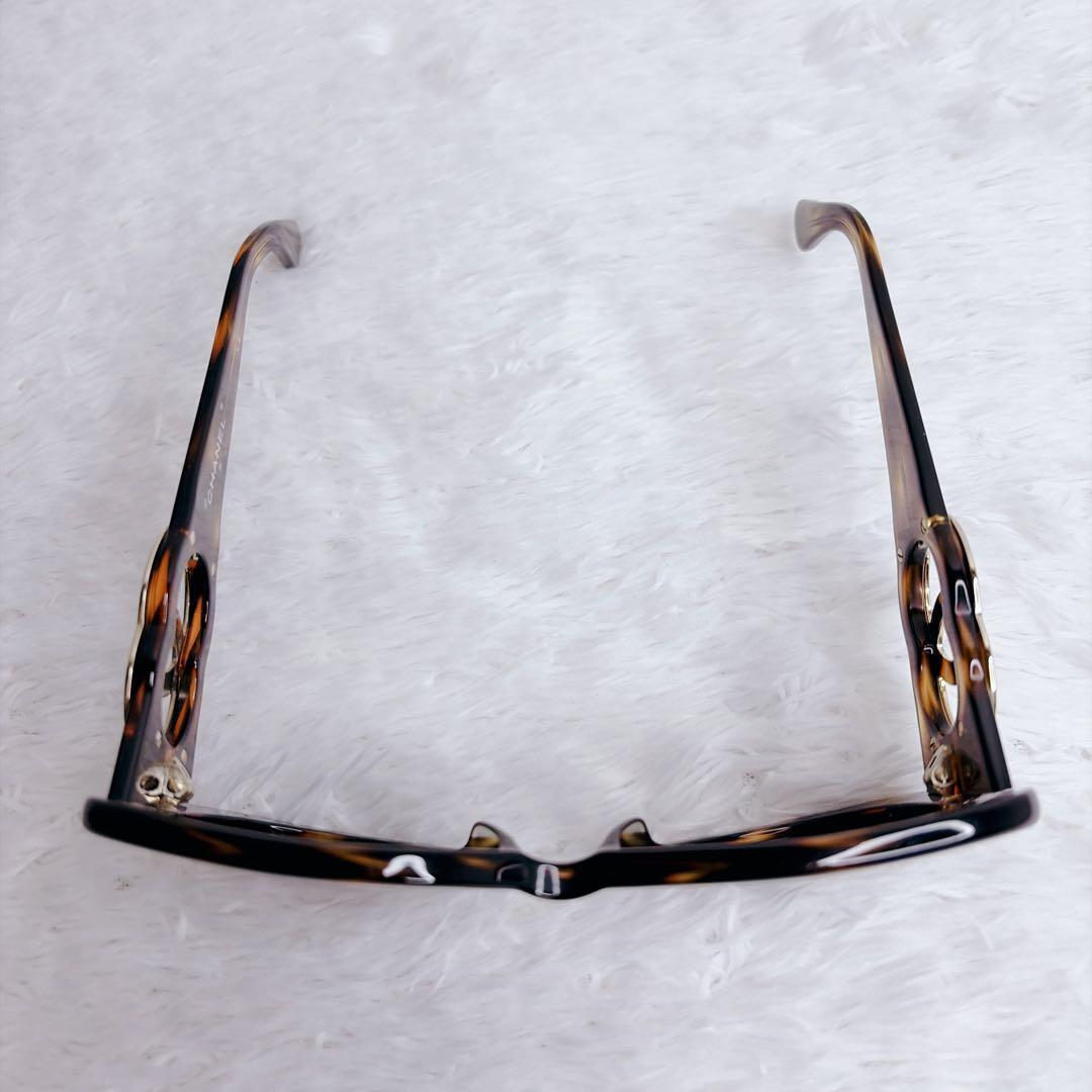 小物 CHANEL archive sunglasses big coco gold