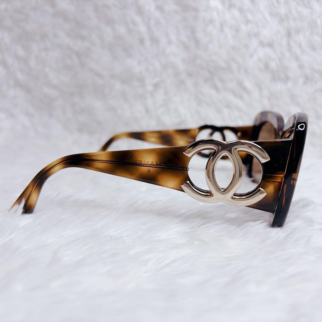 小物 CHANEL archive sunglasses big coco gold