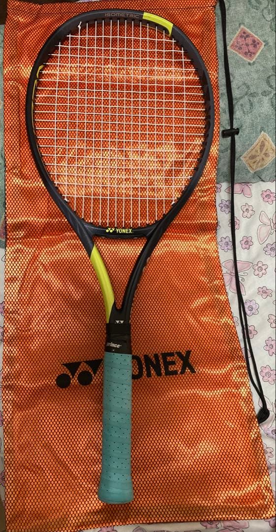 YONEX VCORE 100 テニスラケット G3