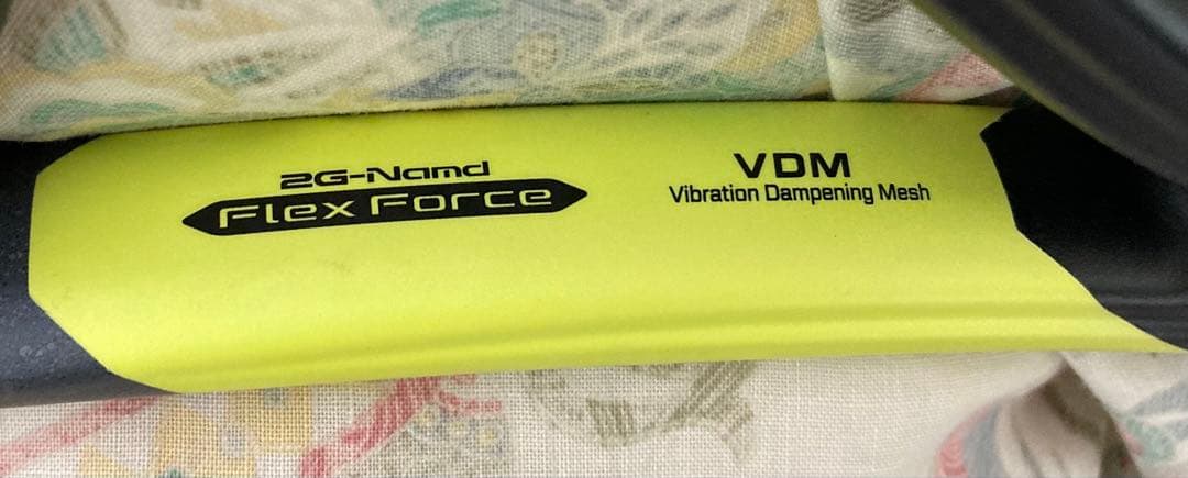 YONEX VCORE 100 テニスラケット G3