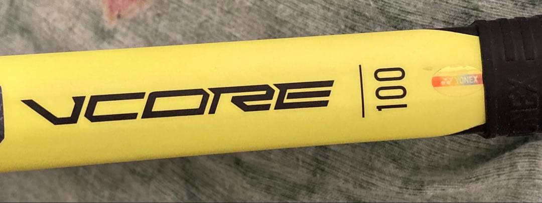 YONEX VCORE 100 テニスラケット G3