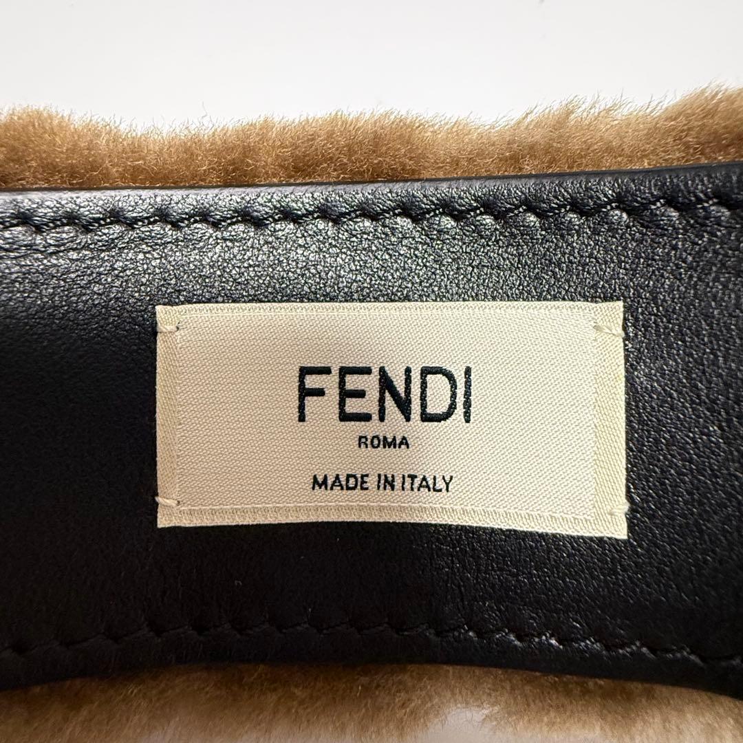 FENDI ズッカ柄 ファー カチューシャ