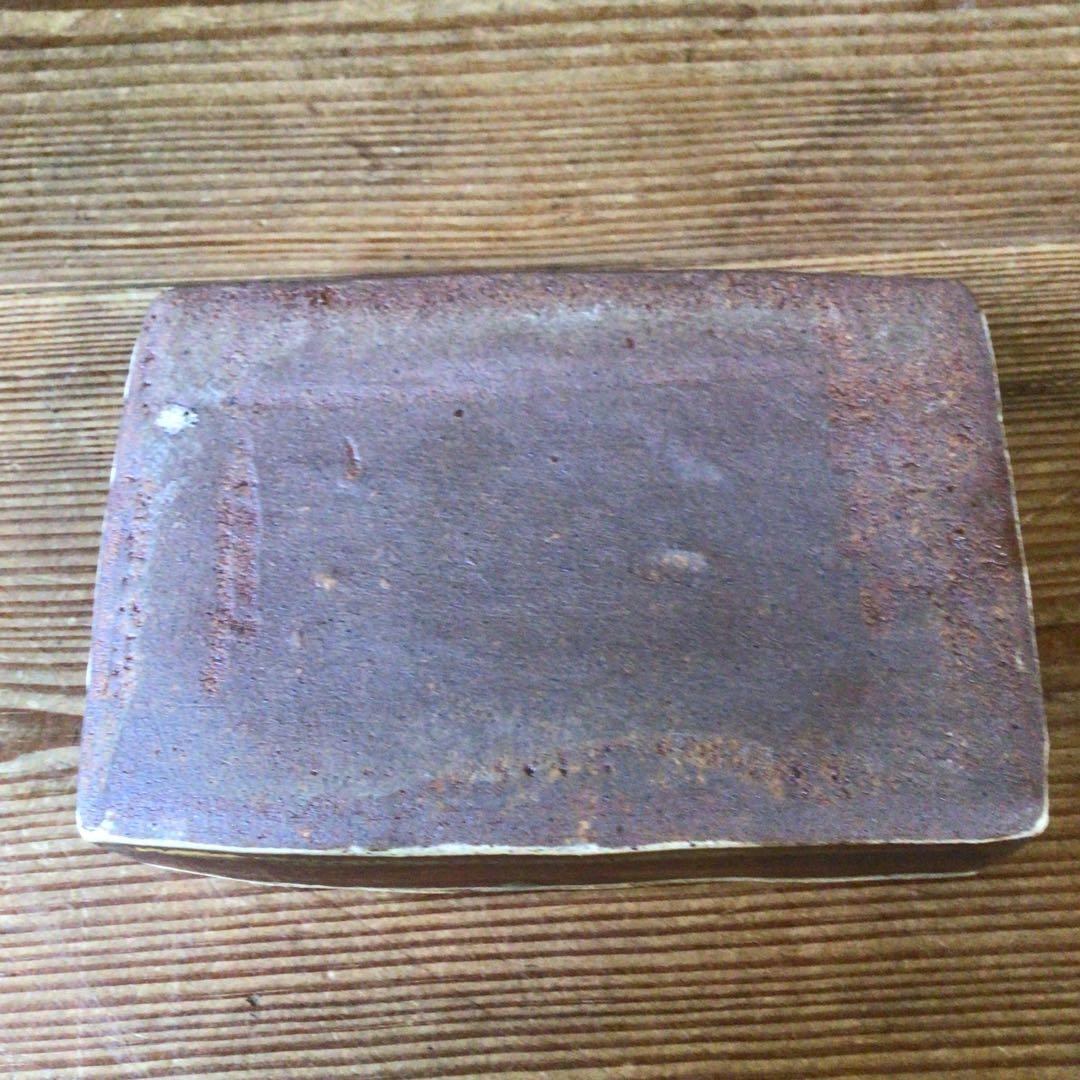 No4081鉄釉　蓋内鳥文　蓋物　合子　小物入れ　陶磁器　民藝　古美術　送料無料